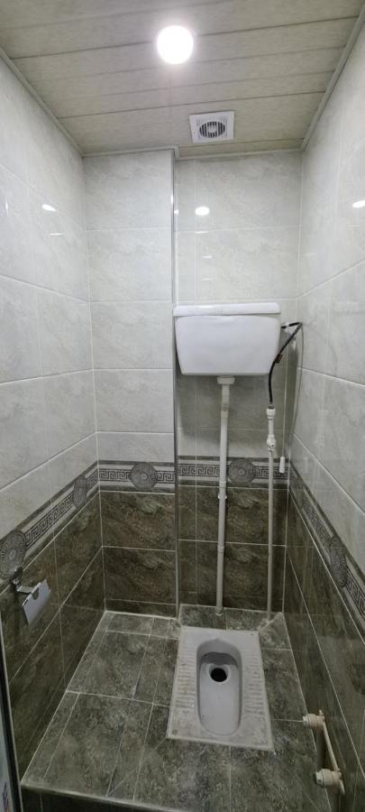 Sheykh Hostel Andizhan Bagian luar foto