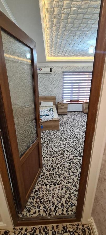 Sheykh Hostel Andizhan Bagian luar foto